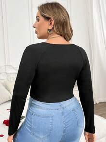 Flirla Plus Size Solid Color Hollow Out Slim Fit T-Shirt - Black - View 2