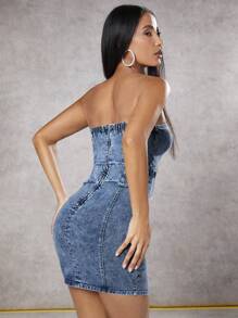 SHEIN BAE Top De Tubo Sexy Y Shorts De Mezclilla Con Borde Crudo Lavado Para Mujeres Y Atuendos De Concierto