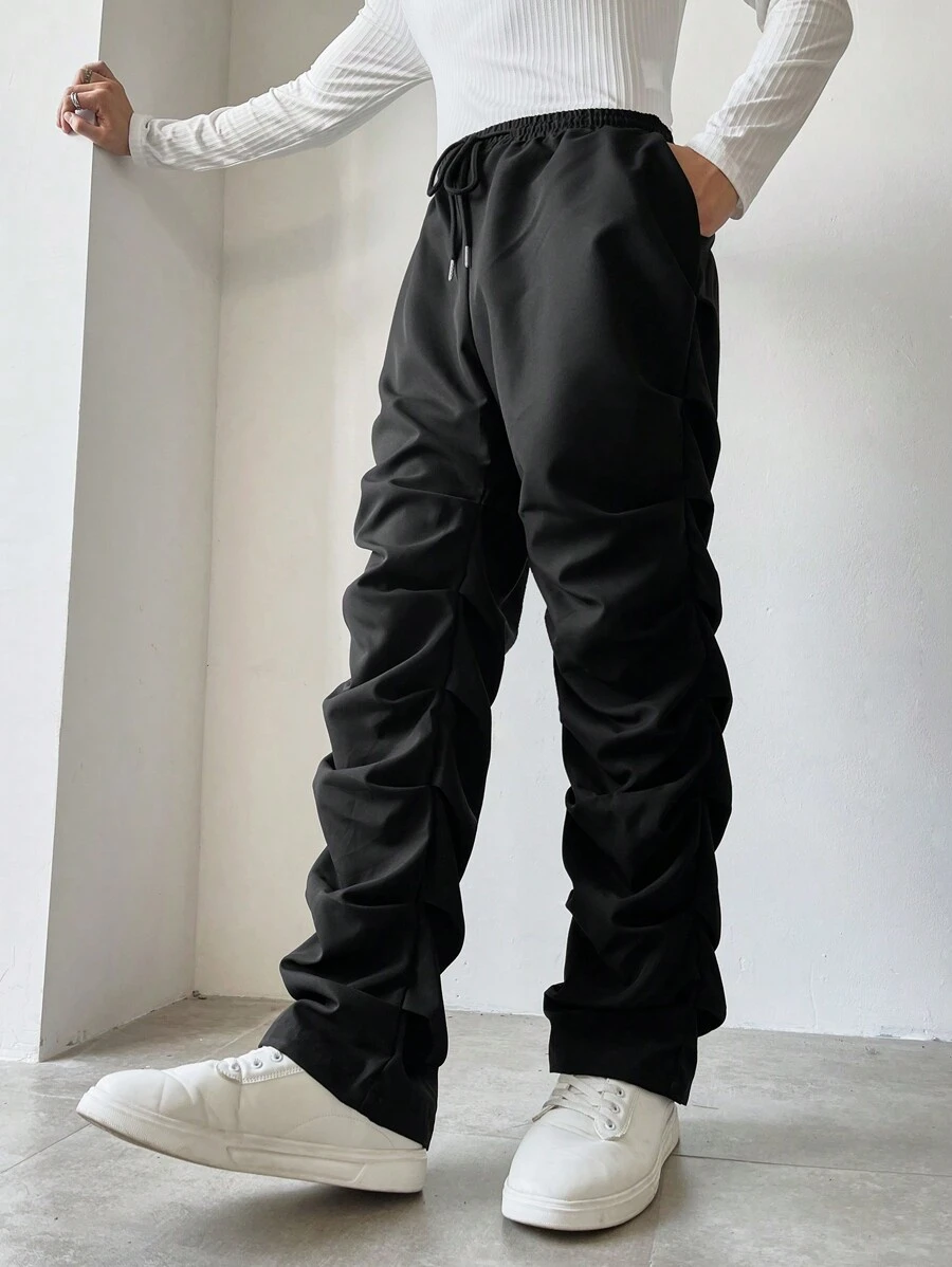 Manfinity EMRG 男士寬鬆純色褶皺抽繩腰褲 - 黑色 - 查看 1