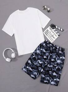 SHEIN 青少年男孩休閒兔子印花t恤和迷彩印花短褲套裝 - 彩色 - 查看 2
