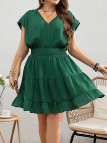 SHEIN LUNE Rochie de mărime mare, culoare solidă, care strânge talia - Verde - Vizualizare 4