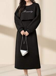 Mulvari 女式字母刺繡圓領腰帶連身裙 - 黑色 - 查看 3