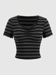 ROMWE Grunge Punk 女士修身条纹 T 恤，带褶饰和蕾丝花边，学校 - 彩色 - 查看 1