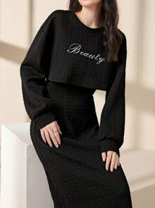 Mulvari 女式字母刺繡圓領腰帶連身裙 - 黑色 - 查看 1