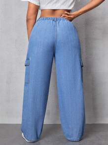 SHEIN SXY 女性加大號寬腿牛仔褲,帶有蓋口口袋 - 藍色 - 查看 2