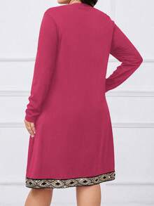 SHEIN LUNE 大尺碼女裝長袖幾何圖案拼接連衣裙 - 玫紅色 - 查看 2