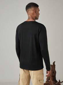 SHEIN In My Nature Män Brev Grafisk T-shirt Vandringskläder - Svart - Visa 2