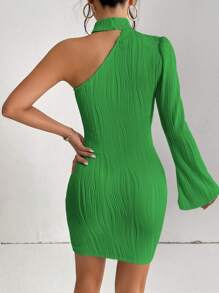 SHEIN Privé Ladies' One-Shoulder Long Sleeve Trumpet-Sleeved Dress - Green - View 2