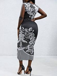 SHEIN Clasi 顏色拼接花卉拼布側開衩貼身連身裙 - 黑色 - 查看 2