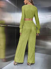 SHEIN Privé Women's Solid Color Twist Front Top And Solid Color Pants Two Piece Set - Green - View 2