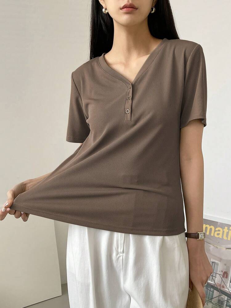 Solid Color Ribbed Knit V-Neck Short Sleeve T-Shirt Old Money Style Summer Preppy Tops Business Casual Woman Work Clothes