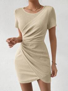 Chiquease Women'S Round Neck Short Sleeves Wrap Hem Pleated Dress