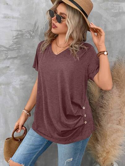 SHEIN Clasi Plus Size Women's V Neck Short Sleeve Pleated T-Shirt Solid Button Detail Tee Button Detail Ruched Tee Tops