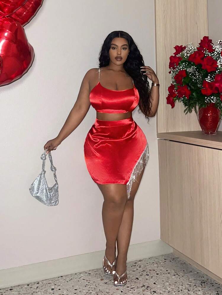 Plus Size Women's Sexy Bodycon Two-Piece Set With Chain Splicing Cami Top And Skirt