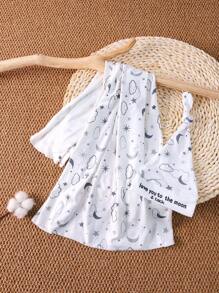 Newborn Baby Boy Galaxy Print Blanket & Hat Photography Prop - White - View 3