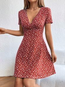 SHEIN EZwear Women Spring/Summer Elegant Wrap Heart Polka Dot Print V-Neck Short Sleeve Dress
