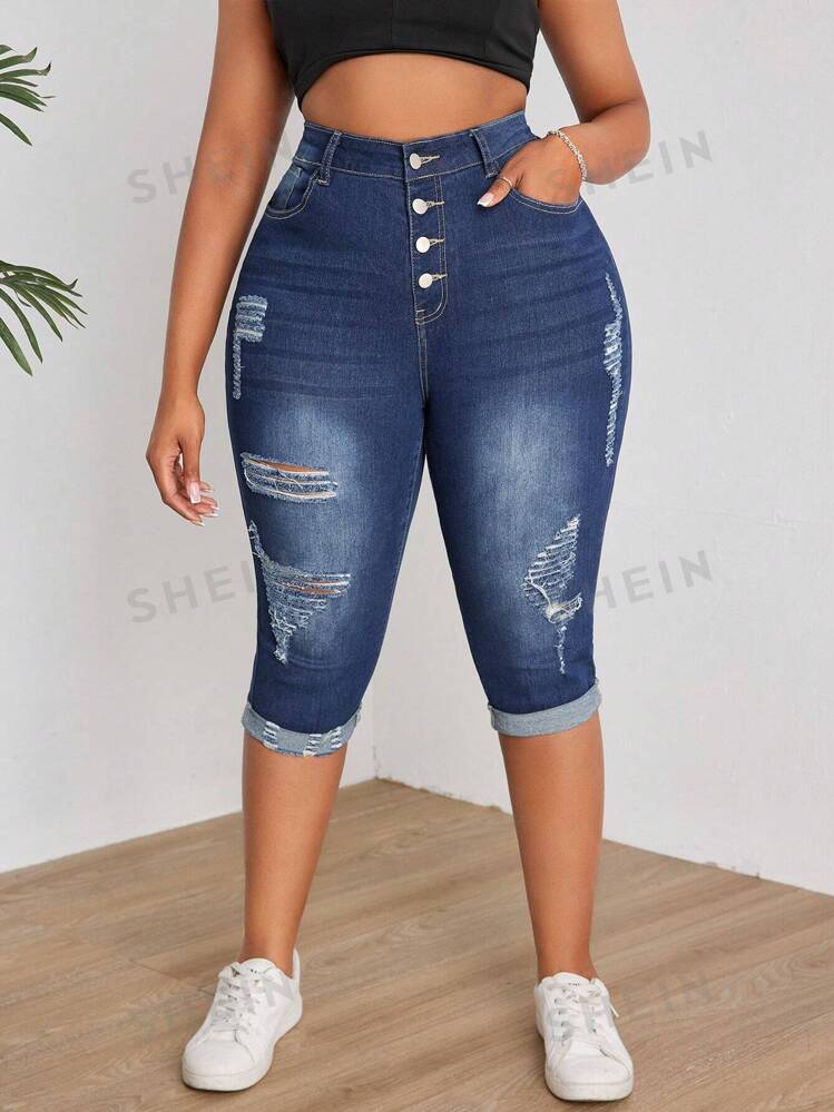 Women's plus size distressed capris top