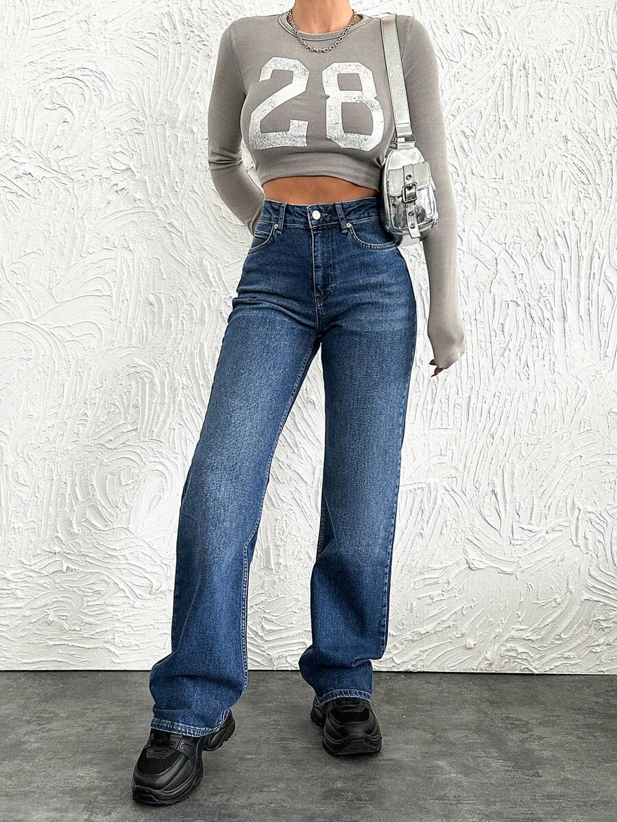 Cottnline Women's High Waist Flared Jeans With Cleaned Finish And Slanted Pockets - Blue - View 1