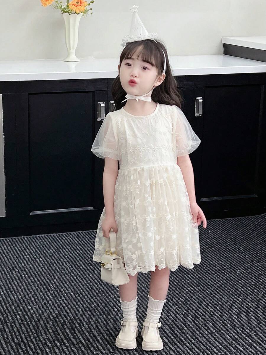 SHEIN Glamorique Kids 幼童女孩泡泡袖蓬蓬荷葉紗公主裙 - 米色 - 查看 1