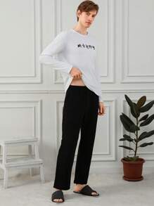 RueChic Heren Chinese Slogan Geprint Lange mouwen T-shirts En Lang Broeken Thuis Draag Sets