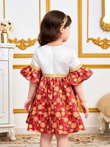 SHEIN Leap Crew Young Girl Casual Geometric Print Contrast Color Spliced Ribbon Decor Round Neck Dress - Red - View 2