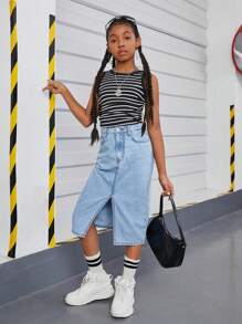 SHEIN Tween Girls' Fashionable, Casual, Comfortable, High-Slit, Washed Denim Skirt