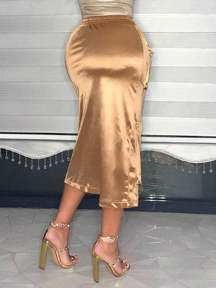 Women's Satin Cargo Pocketed Front Slit Skirt