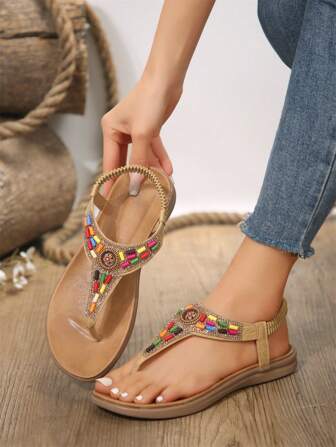Outdoor European And American Style Rhinestone Thong Flat Sandals For Women