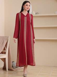 Al Najma 勃艮第红女式撞色刺绣花卉贴花 V 领长袖连衣裙 - 酒紅色 - 查看 3