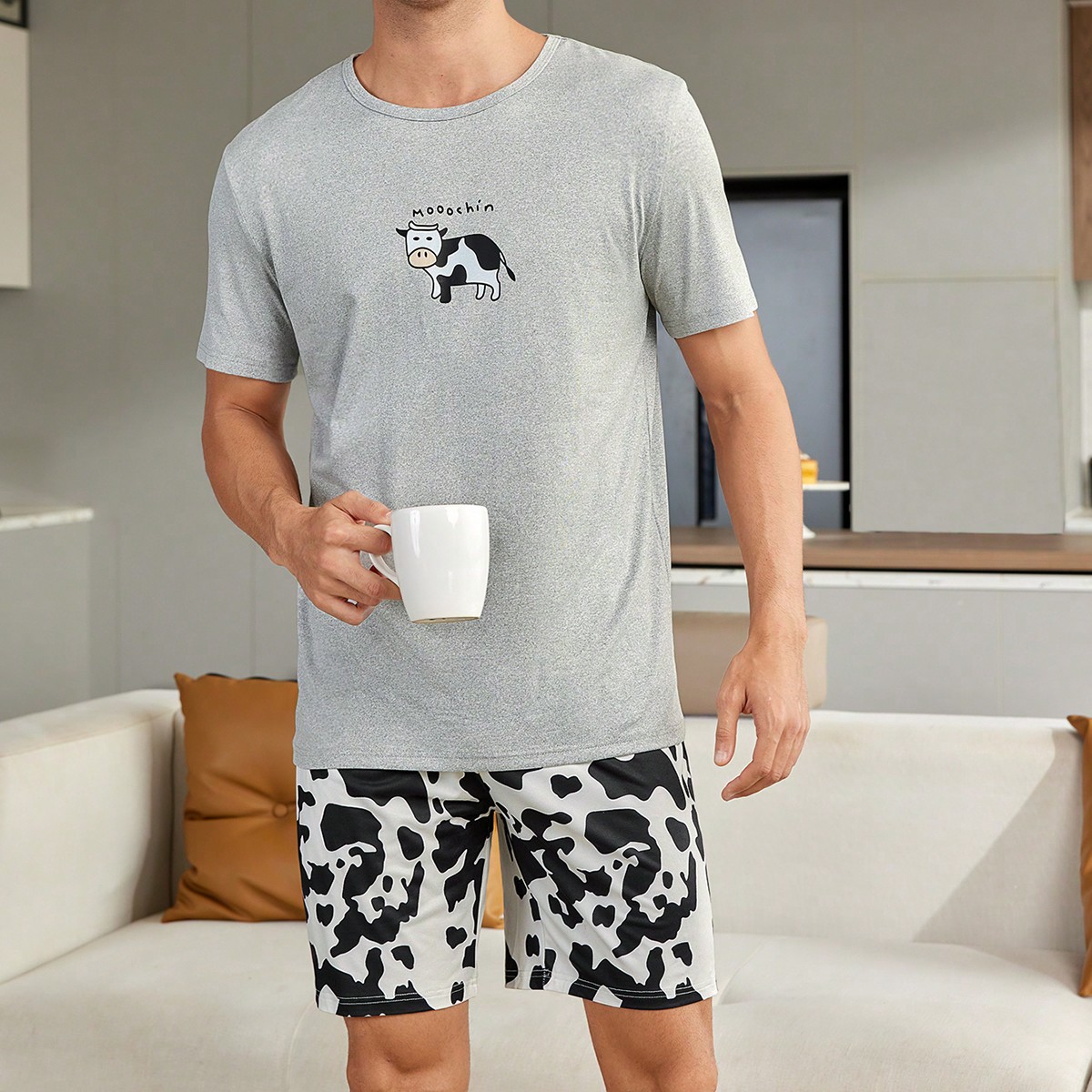 Conjunto De Ropa Para Hombres Con Camisa Estampada De Vaca Y Letras Y Pantalones Cortos Con Patrón De Vaca Para Uso En El Hogar
