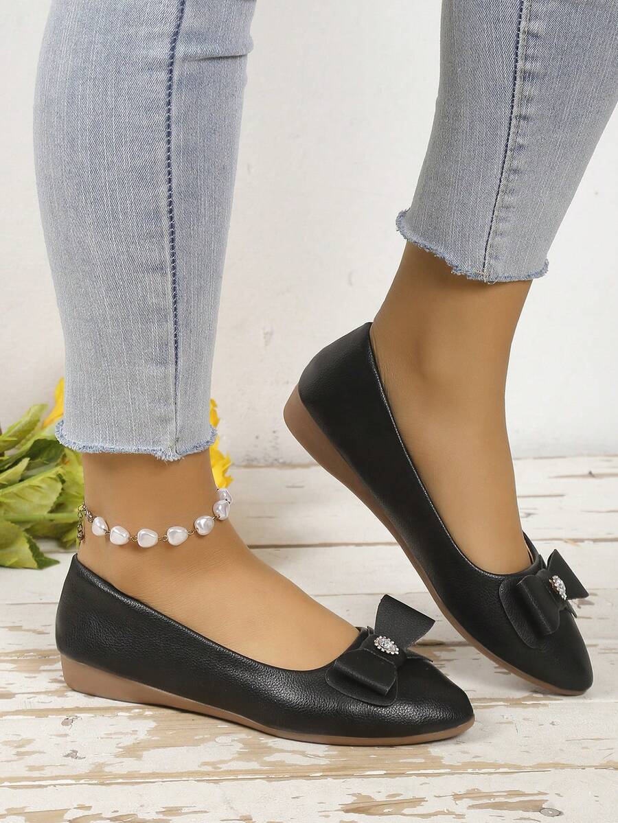 New Arrival Comfortable Flat Shoes With Low Vamp And Round Toe, Soft Wind Style For Women - Black - View 1