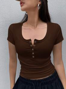 Dazy Star 女式亨利领短袖T恤，女式短款上衣