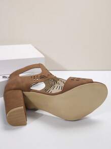 Women's Thick Heel Hollow-Out Open Toe Fashionable Platform 8cm High Heel Sandals, Suitable For Office, Party, Travel, Holiday, All Seasons, Brown