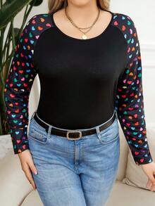 SHEIN LUNE Plus Size Heart Print Raglan Sleeve T-Shirt - Multicolor - View 6