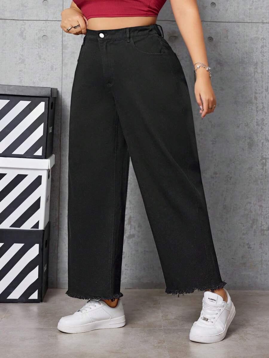 CovetEZ 大尺碼純色直筒牛仔褲 - 黑色 - 查看 1