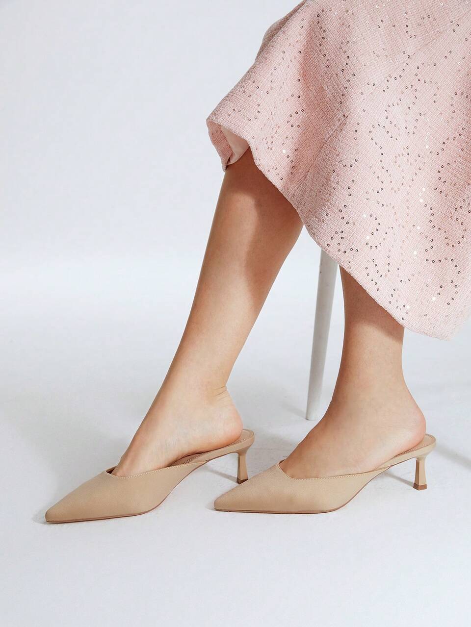 MOTF SOLID COLOR POINTED TOE MULES