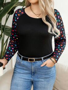 SHEIN LUNE Plus Size Heart Print Raglan Sleeve T-Shirt - Multicolor - View 5