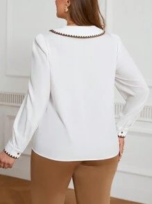 SHEIN Frenchy Camisa De Manga Larga Lisa Con Cuello De Declaración Y Ribete De Contraste En Tallas Grandes - Blanco - Ver 5