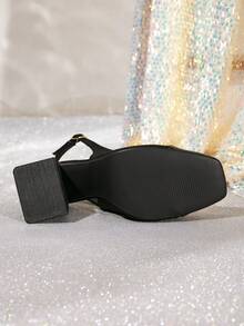 粗跟高跟鞋女士春秋2024新款空心蝴蝶結泵，百搭鞋款，具有優雅風格 - 黑色 - 查看 6