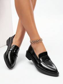 Women's Slip-On Flat Pointed Toe British Style Flats - Black - View 1