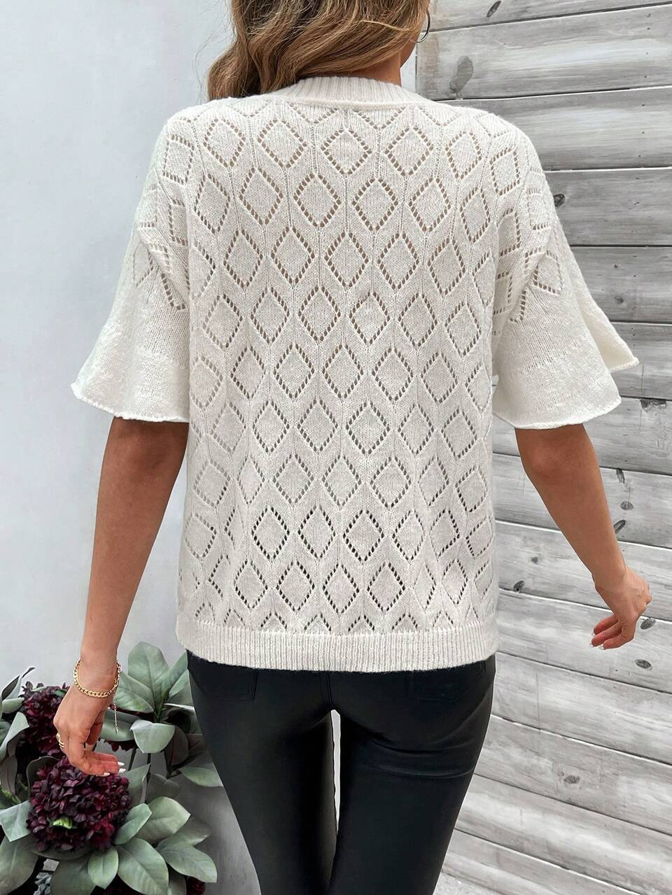 Lolita Style Short Sleeve Round Neck Knitted Top With Hollow Out Detail