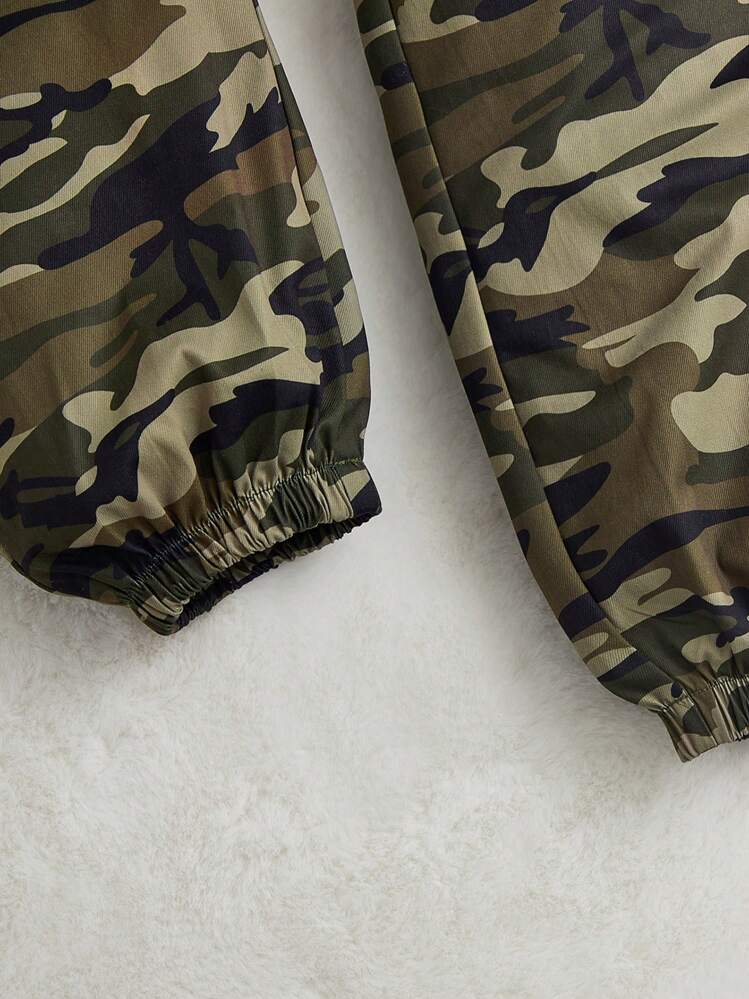 SHEIN Leap Crew 青少女休閒露肩T卹和迷彩貨物褲套裝 - 彩色 - 查看 5