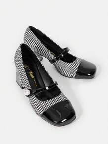Women's Black High Heeled Pumps - Black and White - View 1