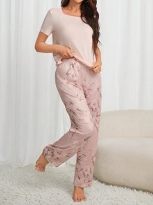 Dream Adore Women's Round Neck Short Sleeve T-Shirt And Floral Print Pants Pajama Set - Multicolor - View 3