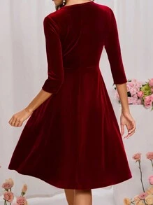 SHEIN Clasi Women's Choker Neck Velvet Red Dress - Red - View 5