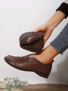 Fashionable Casual Comfortable Coffee Color Women's Flat Shoes Suitable For Daily Wear In Spring And Autumn - Coffee Brown - View 2