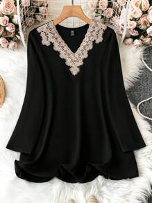 SHEIN LUNE Plus Size Color Block Embroidered Floral Long Sleeve T-Shirt - Black - View 1