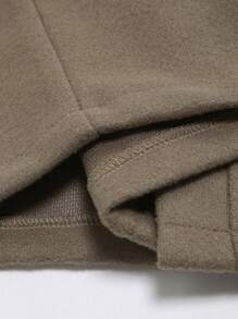 Manfinity Hypemode 男士翻盖口袋落肩袖夹克 - 咖啡棕 - 查看 4