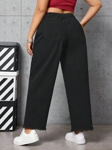 CovetEZ 大尺碼純色直筒牛仔褲 - 黑色 - 查看 2