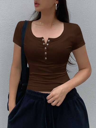 Dazy Star Women's Short Sleeve T-Shirt With Henley Neck,Crop Tops Women